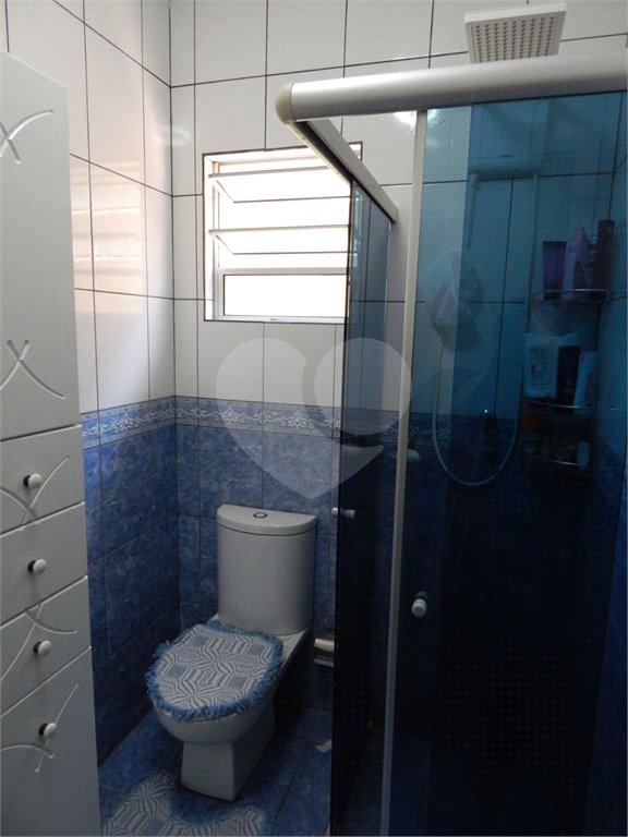 Sobrado à venda com 3 quartos, sendo 1 suíte,  em Parque Maria Domitila, São Paulo, SP