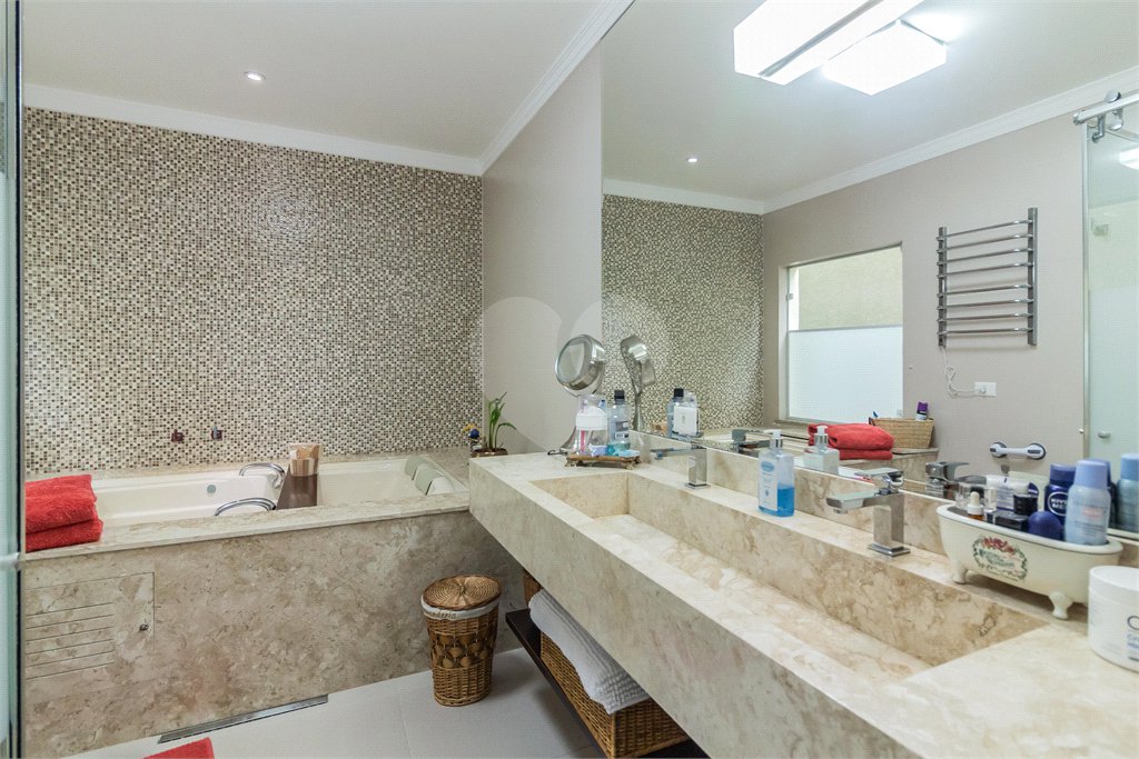 Casa à venda com 3 quartos, sendo 1 suíte,  em Tucuruvi, São Paulo, SP