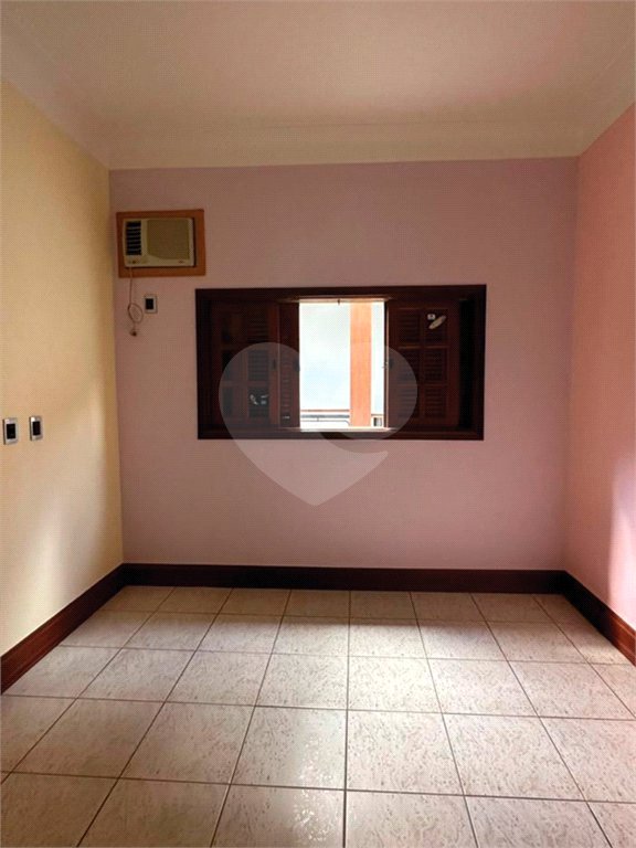 Casa à venda com 5 quartos, sendo 3 suítes, no condomínio Village Terras de Indaiá, Indaiatuba - SP