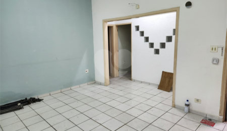 Sobrado à venda com 4 quartos em Vila Dom Pedro I, São Paulo, SP