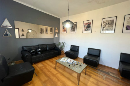 Casa à venda com 4 quartos, sendo 1 suíte,  em Jardim Colombo, São Paulo, SP