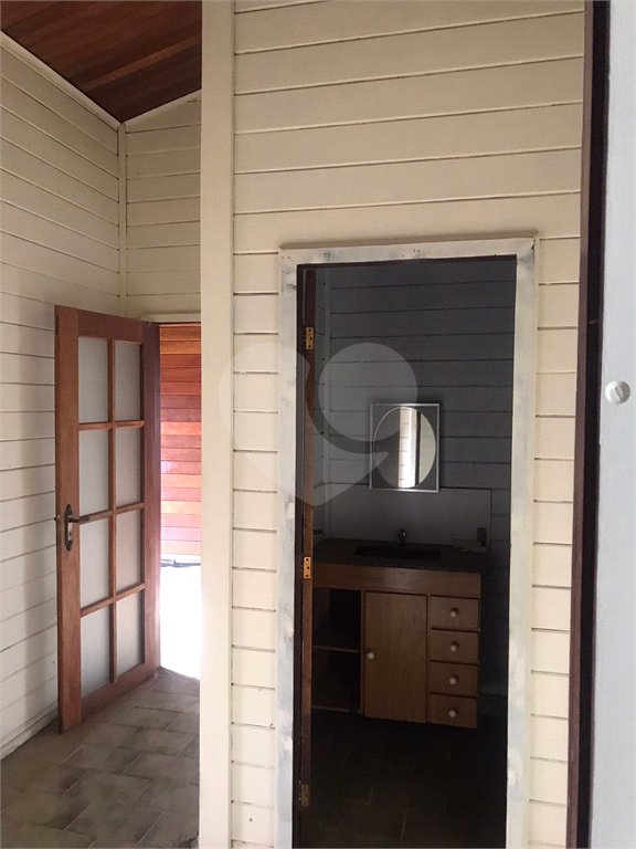 Casa à venda com 3 quartos, sendo 1 suíte, no condomínio Zuleika Jabour, Salto - SP