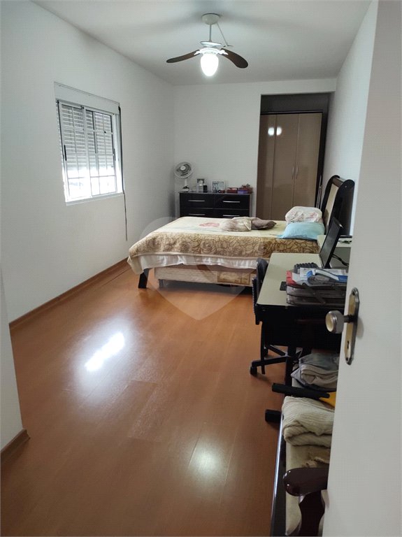 Sobrado à venda com 2 quartos, sendo 1 suíte,  em Jardim São Pedro, Mogi das Cruzes, SP