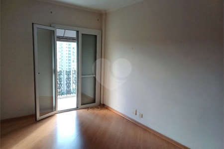 Apartamento à venda com 3 quartos, sendo 1 suíte, em Brooklin Paulista, São Paulo, SP