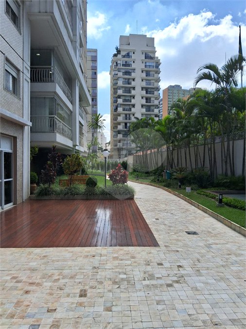 Edificio Soleil Clube Vila Mariana ANDAR ALTO ACIMA