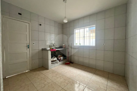 Casa à venda com 2 quartos em Jardim Pirajussara, São Paulo, SP