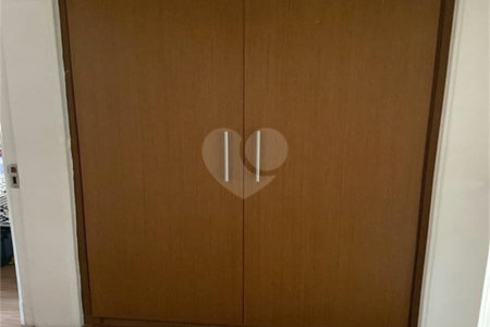 Casa à venda com 5 quartos, sendo 4 suítes,  no condomínio Terras de Santa Clara, Jacareí - SP