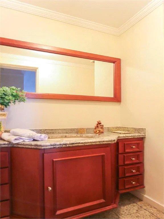 Apartamento à venda com 3 suítes em Jardim Vitória Régia, São Paulo, SP