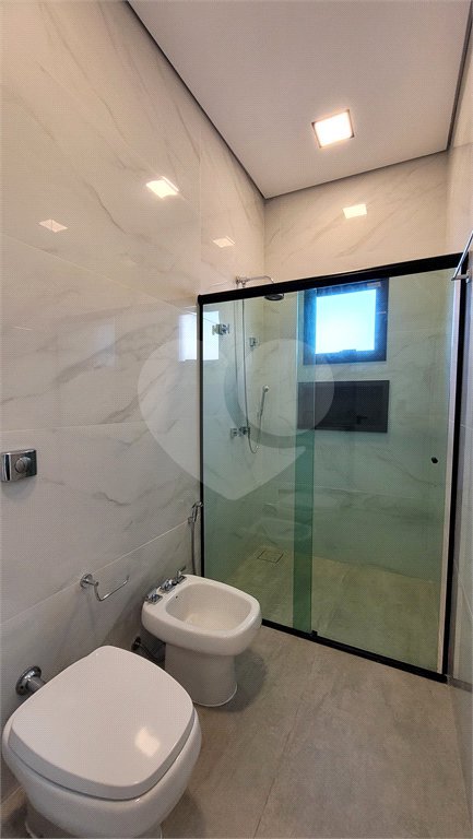 Casa à venda ou para alugar com 3 suítes no condomínio Saint Paul, Itu - SP