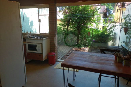 Casa à venda com 3 quartos, sendo 1 suíte,  em Vila Monumento, São Paulo, SP