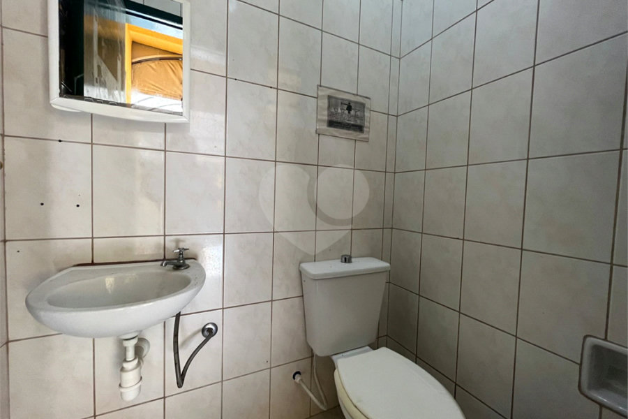 Sobrado à venda com 4 quartos, sendo 1 suíte, em Vila Guilherme, São Paulo, SP