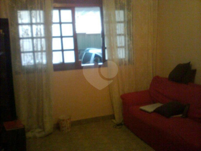 Sobrado à venda com 4 quartos, sendo 1 suíte,  em Jaçanã, São Paulo, SP