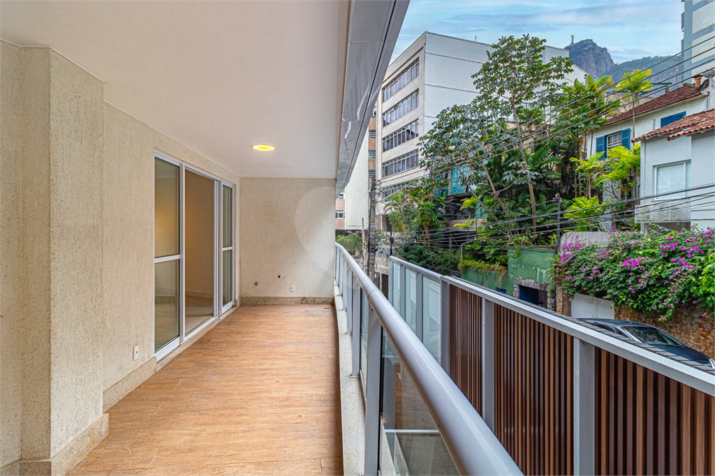 Apartamento à venda com 3 quartos, sendo 2 suítes, em Lagoa, Rio de Janeiro, RJ