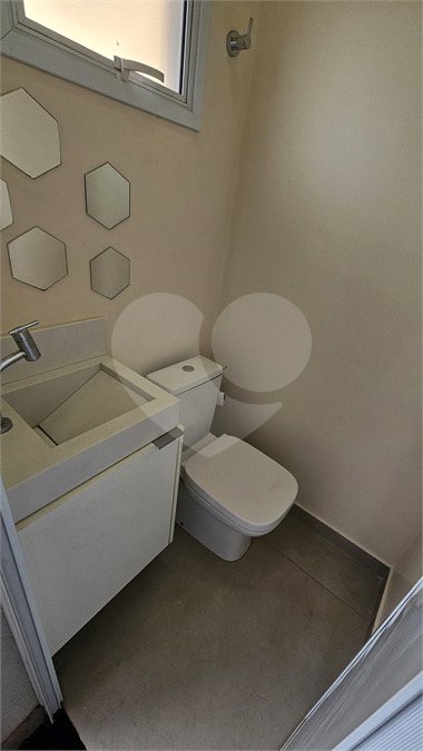Casa para alugar com 3 suítes no condomínio Dona Lucila, Indaiatuba - SP