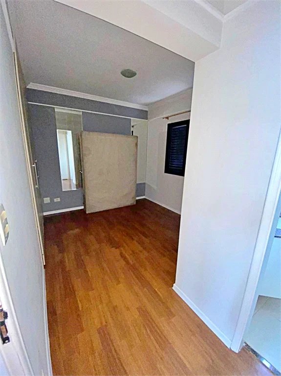 Apartamento à venda com 3 quartos, sendo 1 suíte,  em Vila Andrade, São Paulo, SP