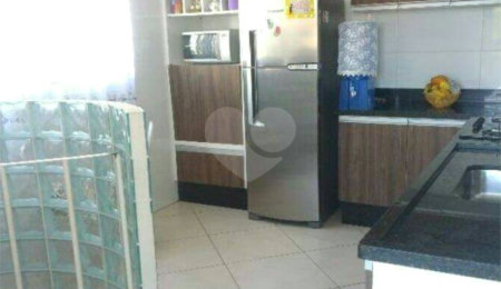 Apartamento à venda com 2 quartos em Jardim Itamarati, Poá, SP