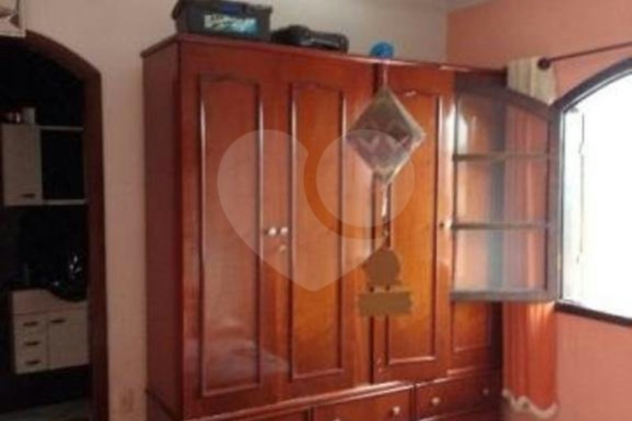 Casa à venda com 6 quartos, sendo 1 suíte, em Freguesia do Ó, São Paulo, SP