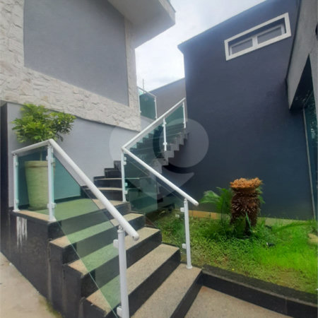 Casa à venda com 3 quartos no condomínio Pedro Voss, São Paulo - SP