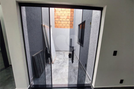 Casa à venda com 3 quartos, sendo 1 suíte, no condomínio Horto Florestal Villagio, Sorocaba - SP
