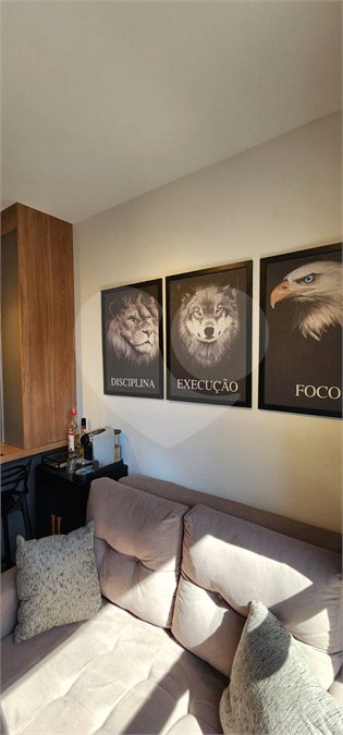 Apartamento à venda ou para alugar com 1 suíte em República, São Paulo, SP