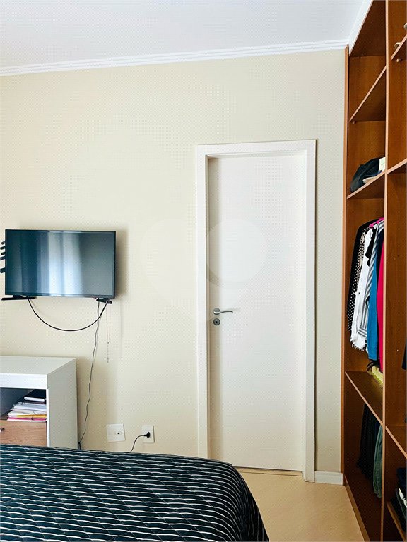 Casa à venda com 3 quartos, sendo 2 suítes, no condomínio Res Green Villagge, São Paulo - SP