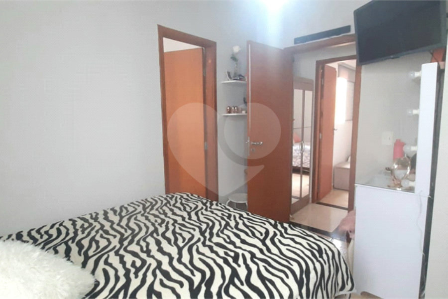 Casa à venda com 2 suítes no condomínio Alto da Serra, São Paulo - SP