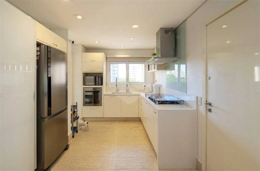 Apartamento à venda com 3 suítes em Vila Olímpia, São Paulo, SP