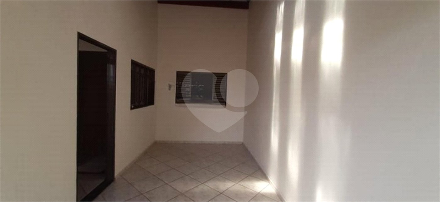 Casa térrea disponivel para venda ou locação