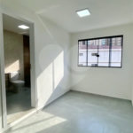 Sobrado com 3 andares, 350 m², 6 quartos, 2 suítes e 5 vagas para locação no Jardim Anália Franco!