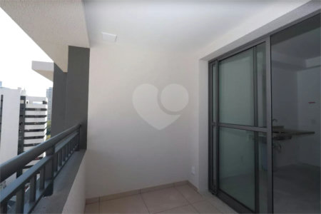 Studio à venda na V.Mariana - 30m2 - 350 metros metrô Paraíso