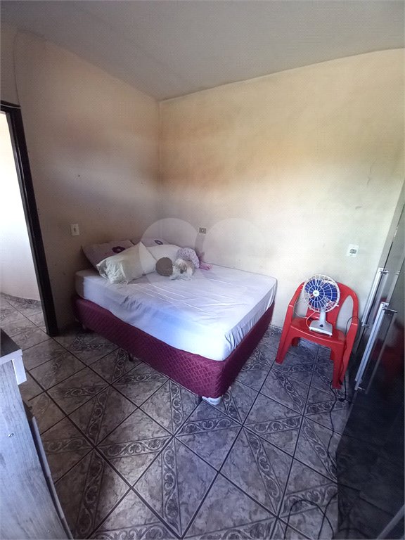 Sobrado com 3 dormitórios.