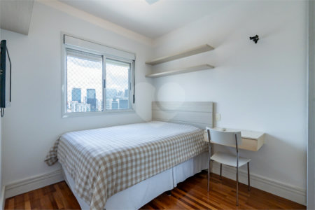 Apartamento à venda com 3 suítes em Brooklin, São Paulo, SP