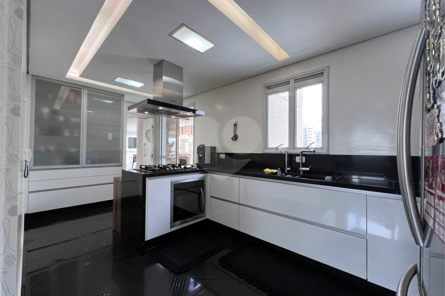 Apartamento à venda com 3 suítes em Santana, São Paulo, SP
