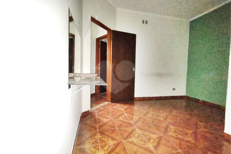 Sobrado à venda com 3 quartos em Tremembé, São Paulo, SP