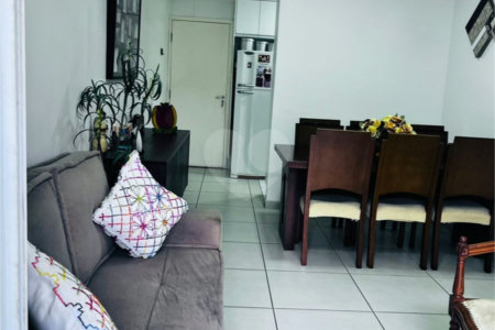 Apartamento à venda com 3 quartos, sendo 1 suíte, em Parque Bela Vista, Votorantim, SP