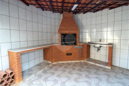 Casa à venda com 3 quartos, sendo 1 suíte, em Jardim Ester, São Paulo, SP