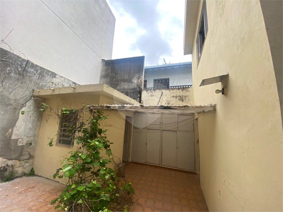 Sobrado à venda com 3 quartos em Bom Retiro, São Paulo, SP