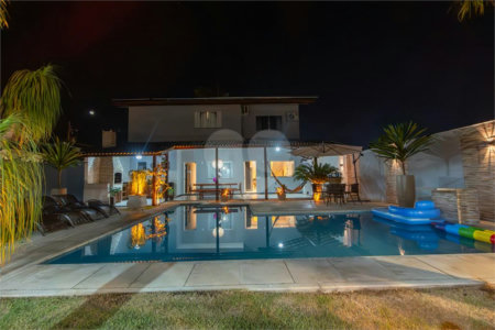 Casa à venda com 6 quartos, sendo 2 suítes, em Outerio da Glória, Porto Seguro, BA