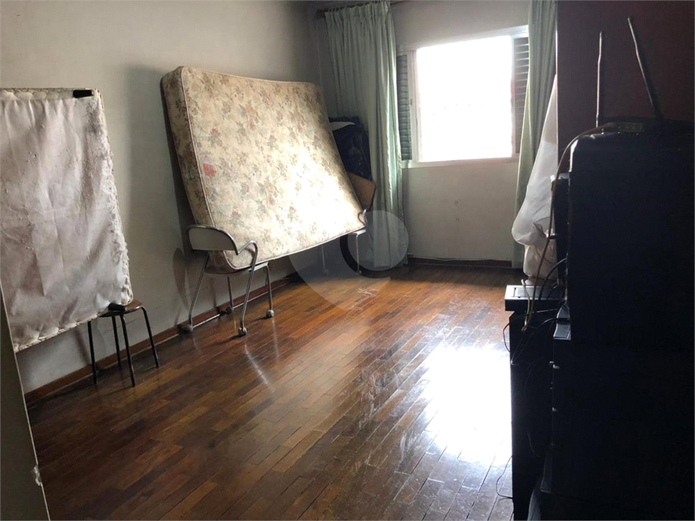 Sobrado à venda ou para alugar com 4 quartos, sendo 1 suíte, em Brooklin Paulista, São Paulo, SP