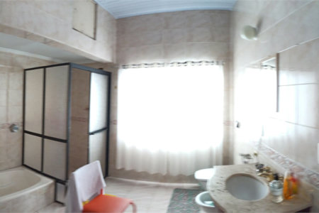 Casa Térrea à venda com 5 quartos, sendo 3 suítes, em Planalto Paulista, São Paulo, SP