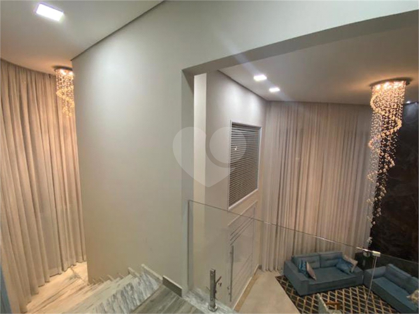 Casa à venda com 3 suítes no condomínio Campos do Conde I, Paulínia - SP