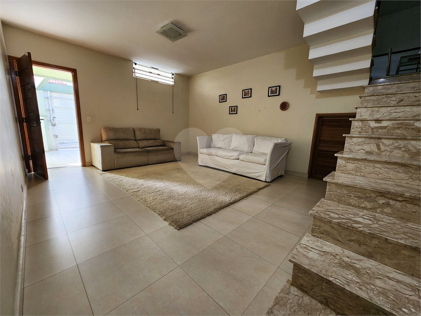 Casa à venda com 4 quartos, sendo 3 suítes,  em Vila Rosália, Guarulhos, SP