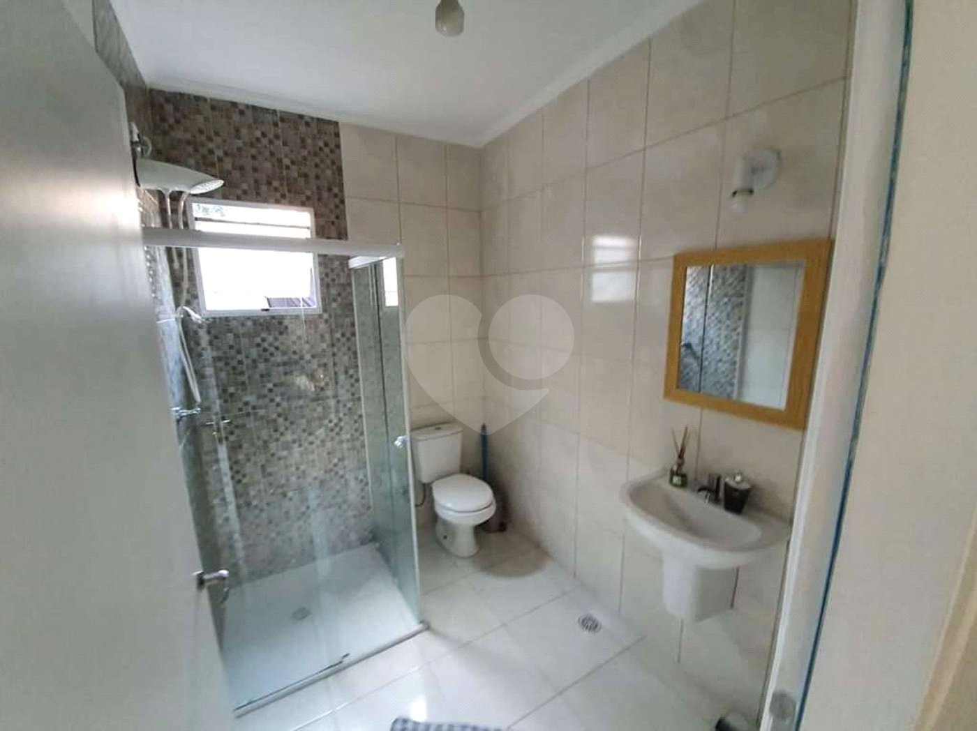 Sobrado à venda com 2 quartos, sendo 1 suíte, em Vila Moreira, São Paulo, SP