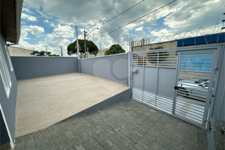 Casa à venda com 2 quartos, sendo 1 suíte, em Vila São José, Indaiatuba, SP
