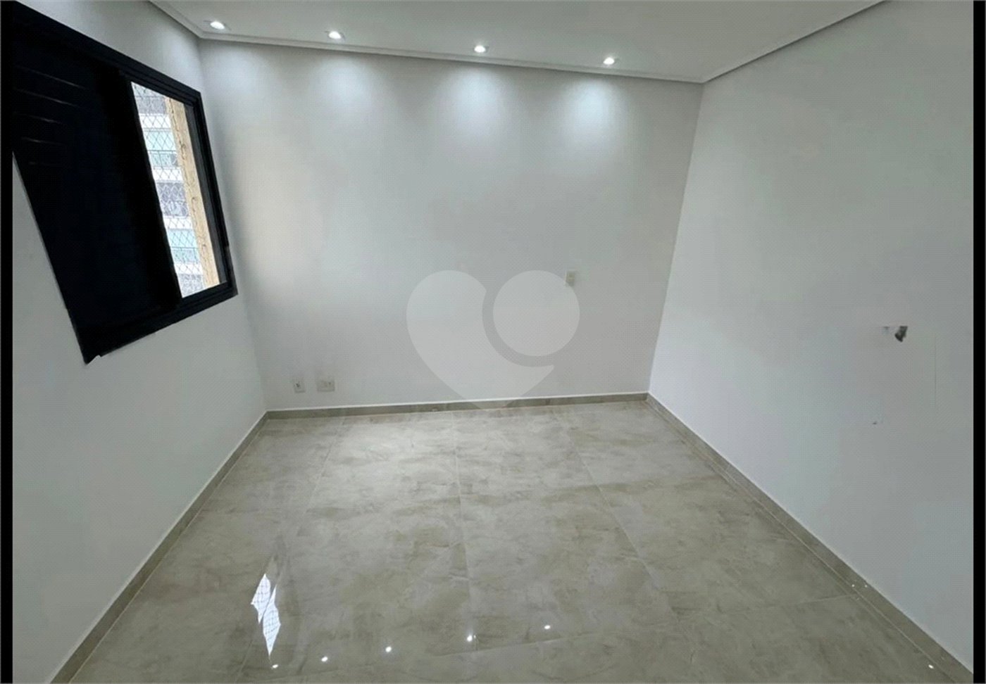 Apartamento à venda com 3 quartos, sendo 1 suíte,  em Mandaqui, São Paulo, SP