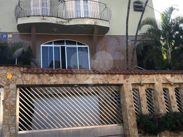 Casa à venda com 4 quartos, sendo 1 suíte,  em Vila Guilherme, São Paulo, SP