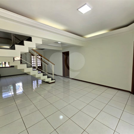 Casa para alugar com 4 quartos, sendo 3 suítes,  no condomínio Village Saint Claire, Sorocaba - SP
