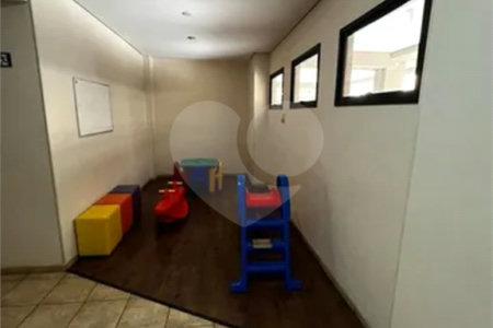 Apartamento à venda com 3 quartos, sendo 1 suíte, em Parque Residencial Aquarius, São José dos Campos, SP