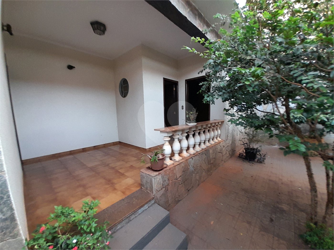 Casa à venda com 5 quartos, sendo 1 suíte,  em Jardim Anhangüera, Ribeirão Preto, SP