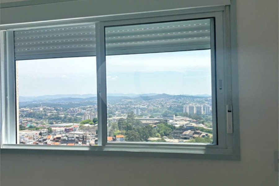 Apartamento à venda com 3 quartos, sendo 1 suíte,  em Barueri, Barueri, SP
